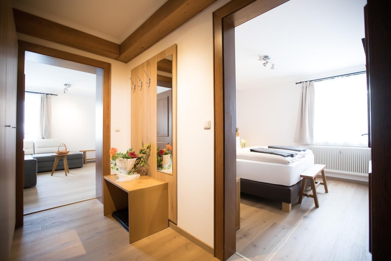 Hotel Moserwirt Бад Гойзерн Екстериор снимка