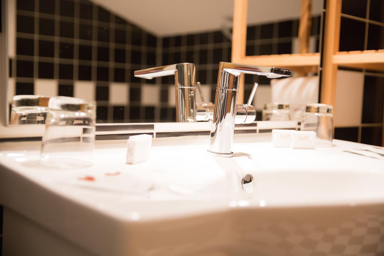 Hotel Moserwirt Бад Гойзерн Екстериор снимка